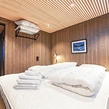 Rorbuleilighet Lysoysundet 1G Henningsvaer Exterior photo